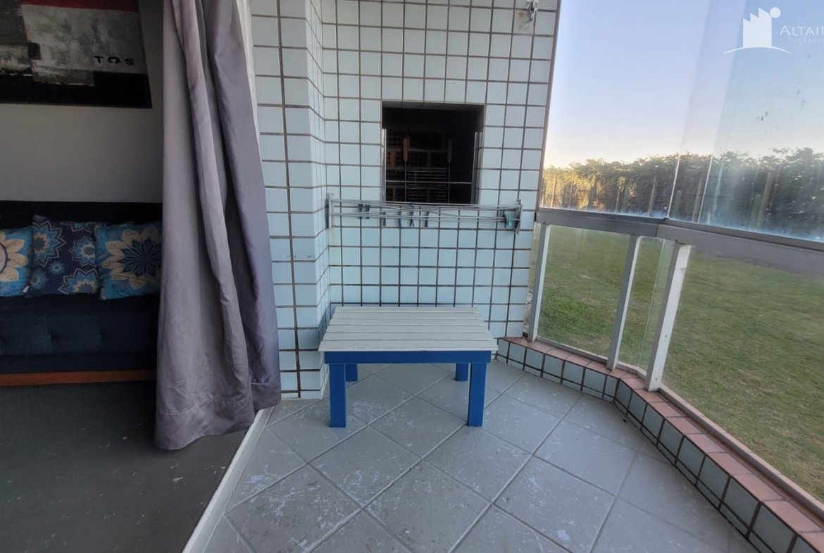 Apartamento em condominio Beira mar pé na areia
