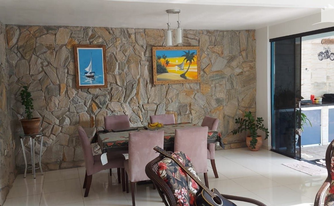 Foto 1 de Casa Comercial à Venda em Itapoá SC - Bairro Balneário Brasília - Altair Mansur Imóveis