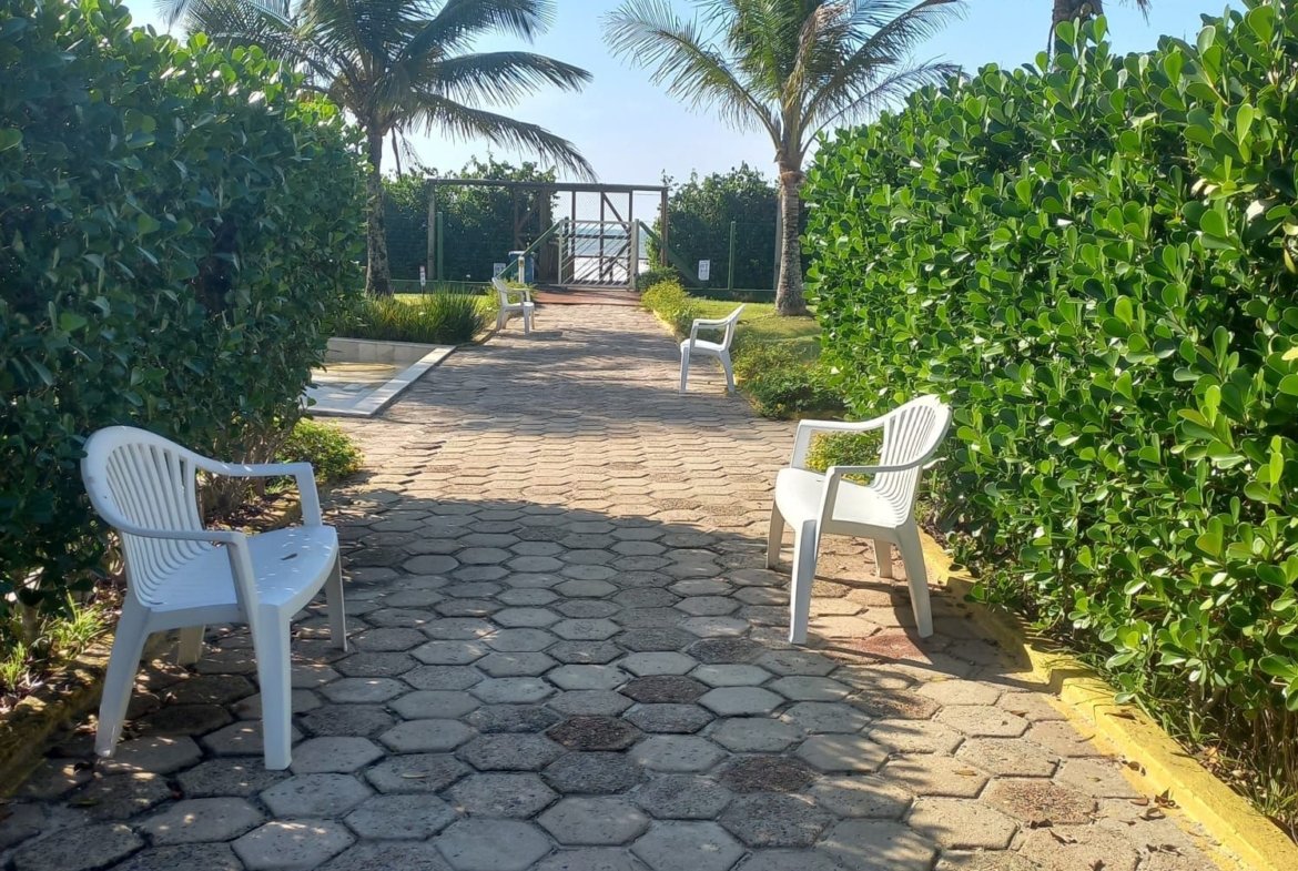 Apartamento frente mar com 3 quartos 2 vagas