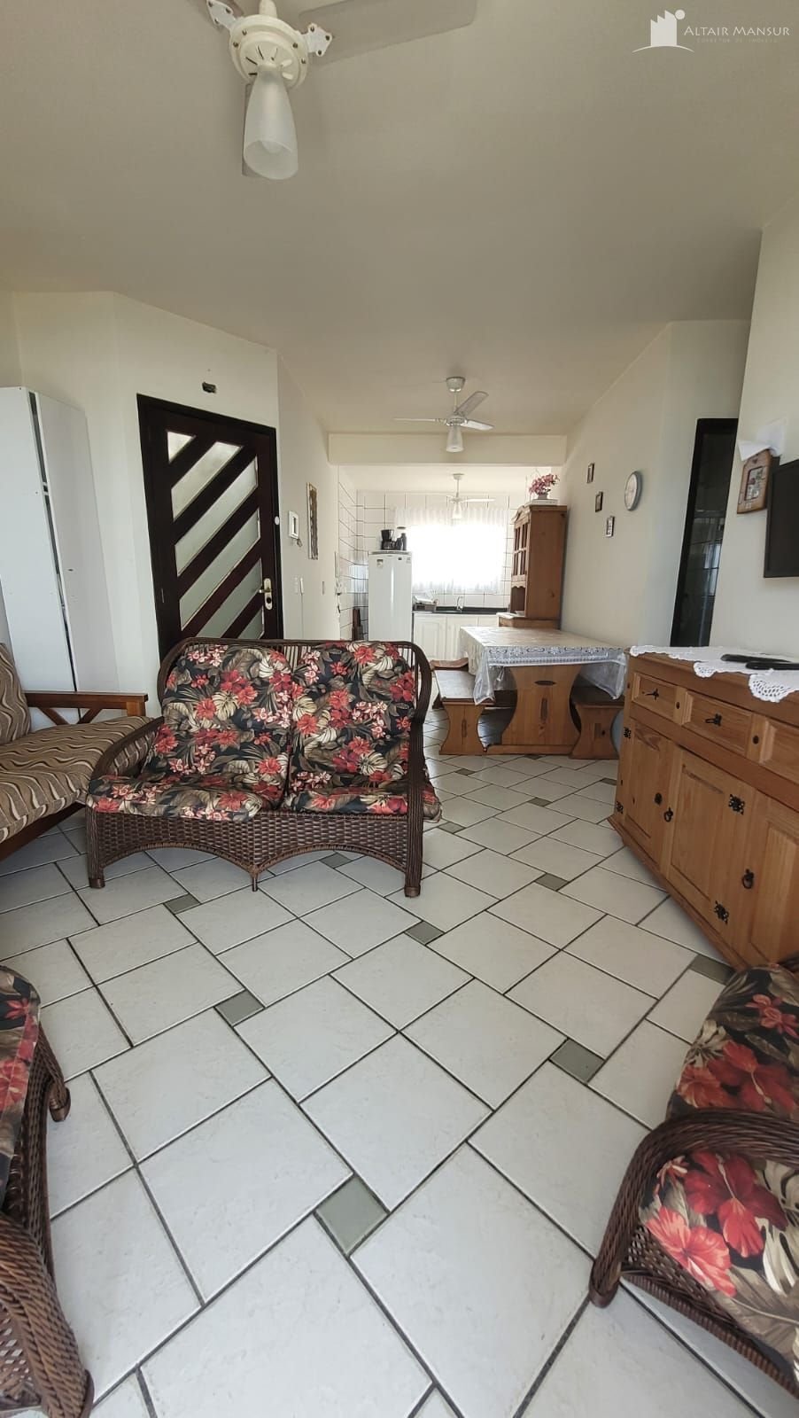 Foto 2 de Apartamento à Venda em Itapoá SC - Bairro Maresia - Altair Mansur Imóveis