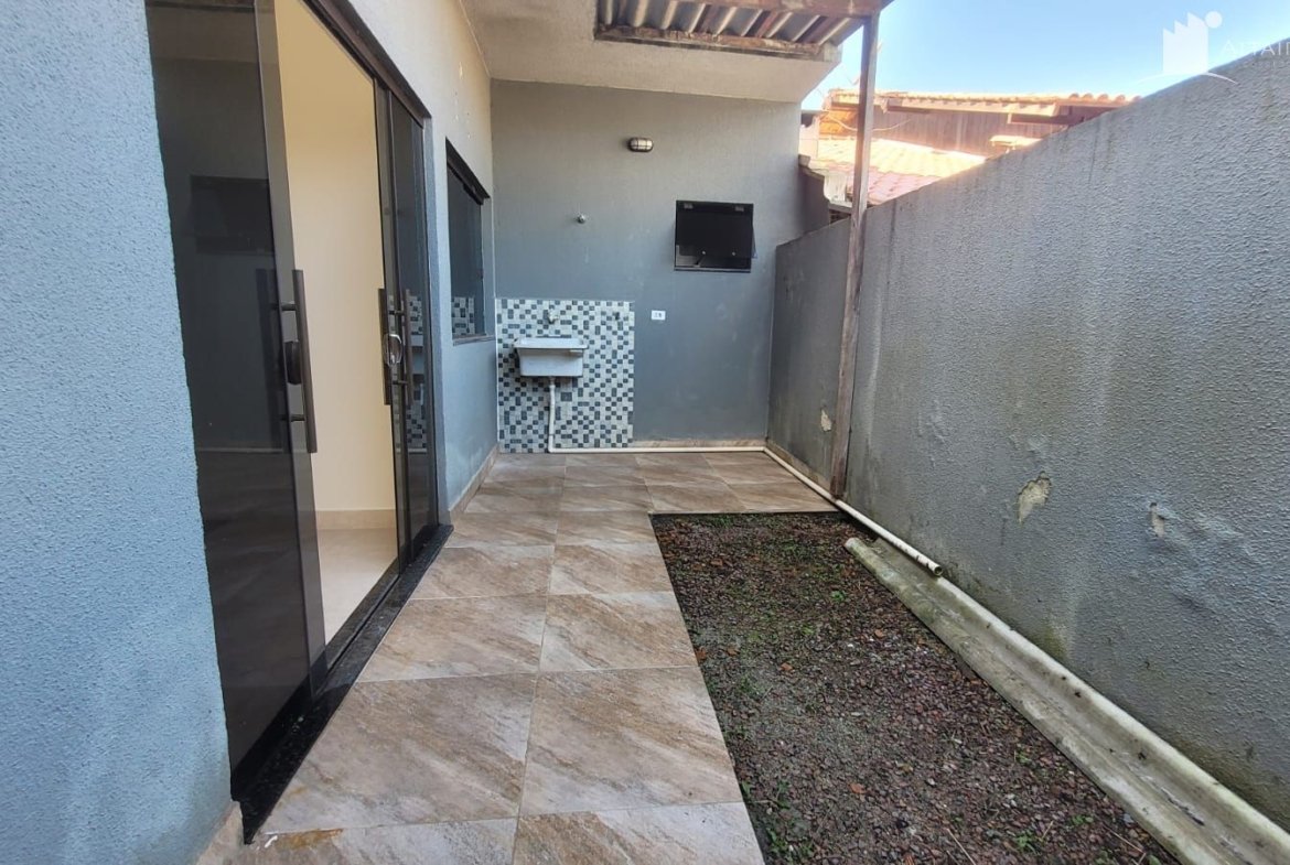 Casa com 2 quartos sendo 1 suite