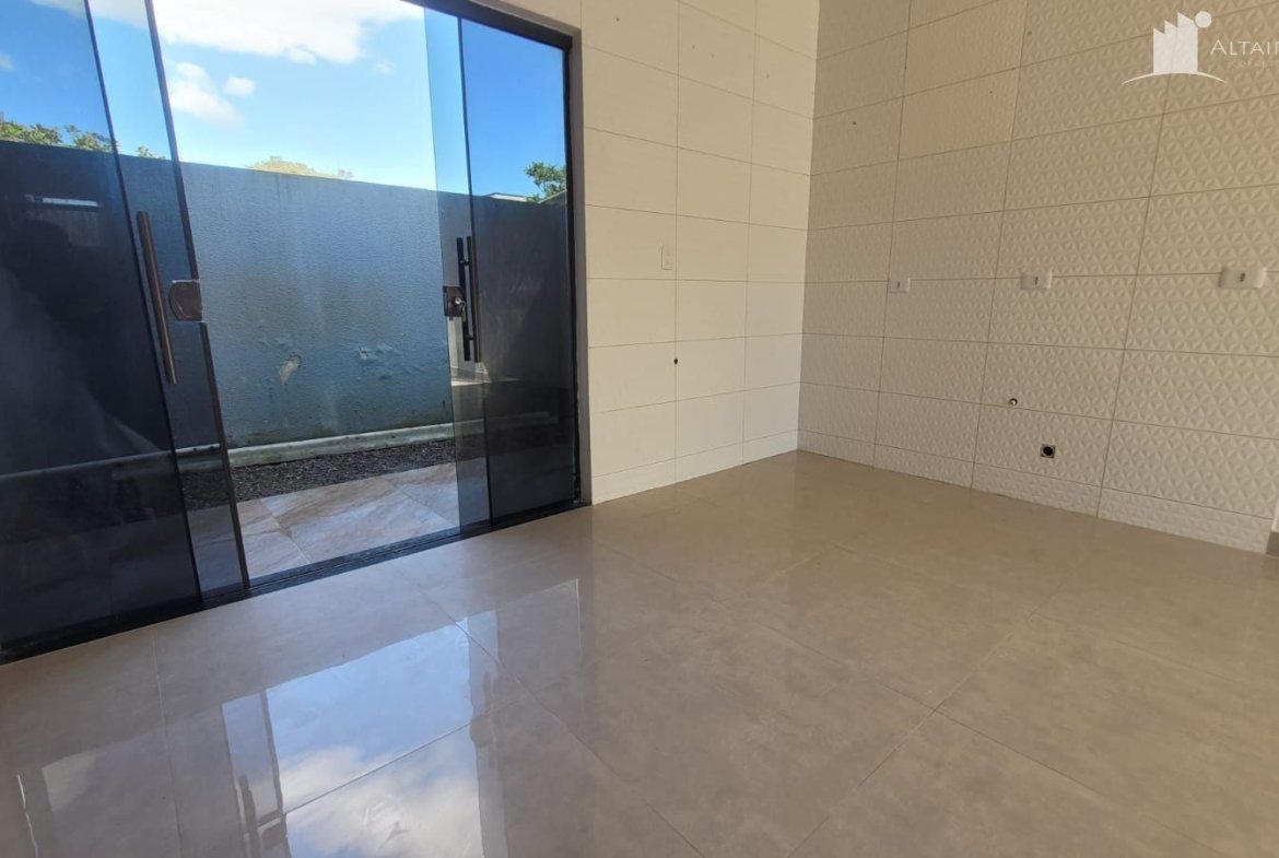Foto 4 de Casa à Venda em Itapoá SC - Bairro Itapema do Norte - Altair Mansur Imóveis