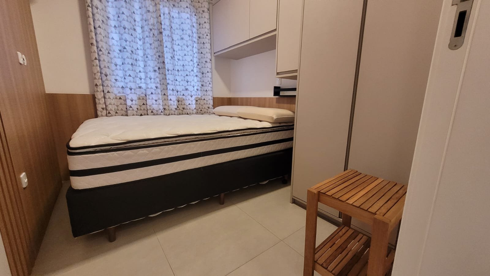 Apartamento em Itapema do Norte no Pedra Poá
