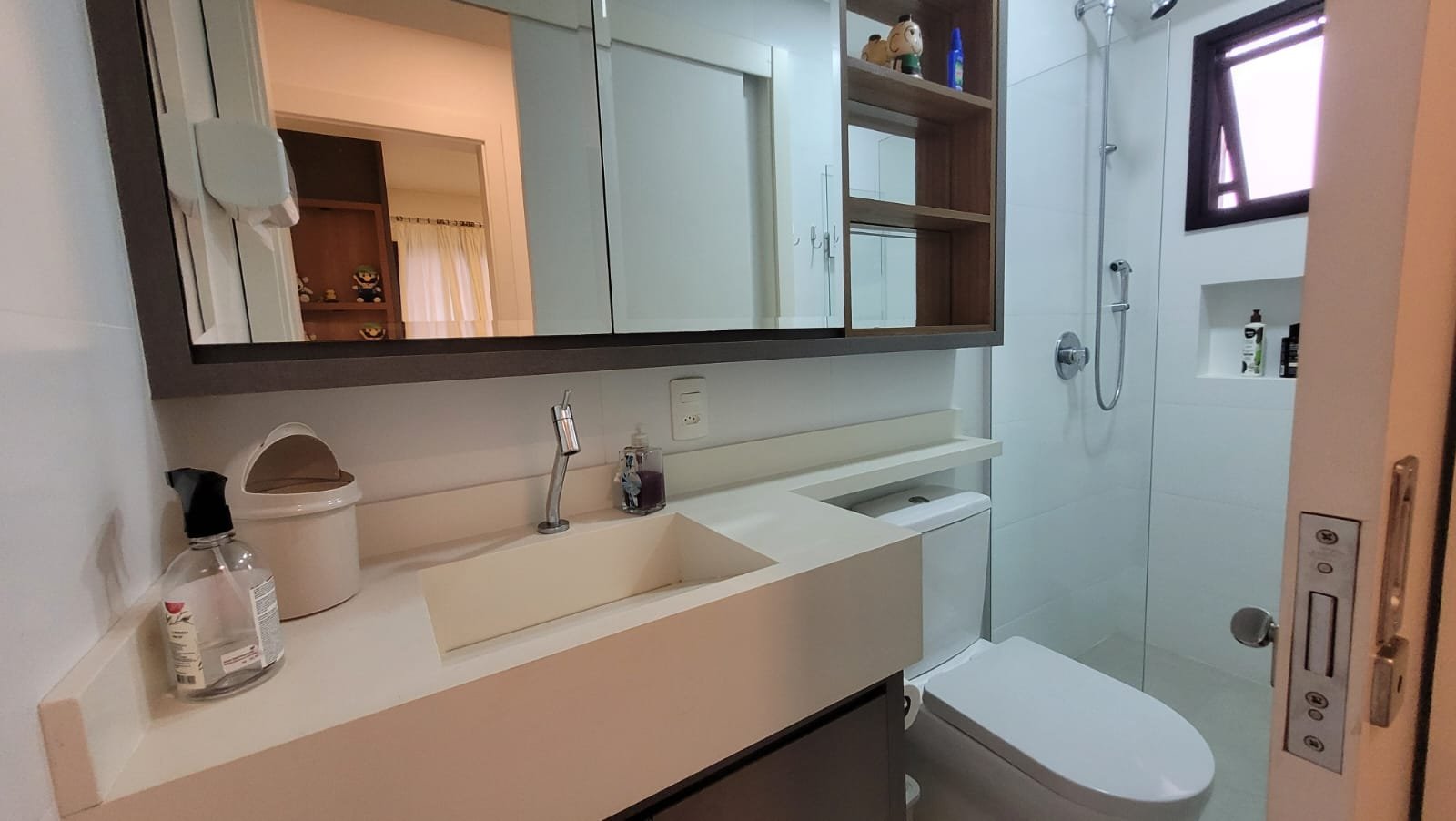 Apartamento em Itapema do Norte no Pedra Poá