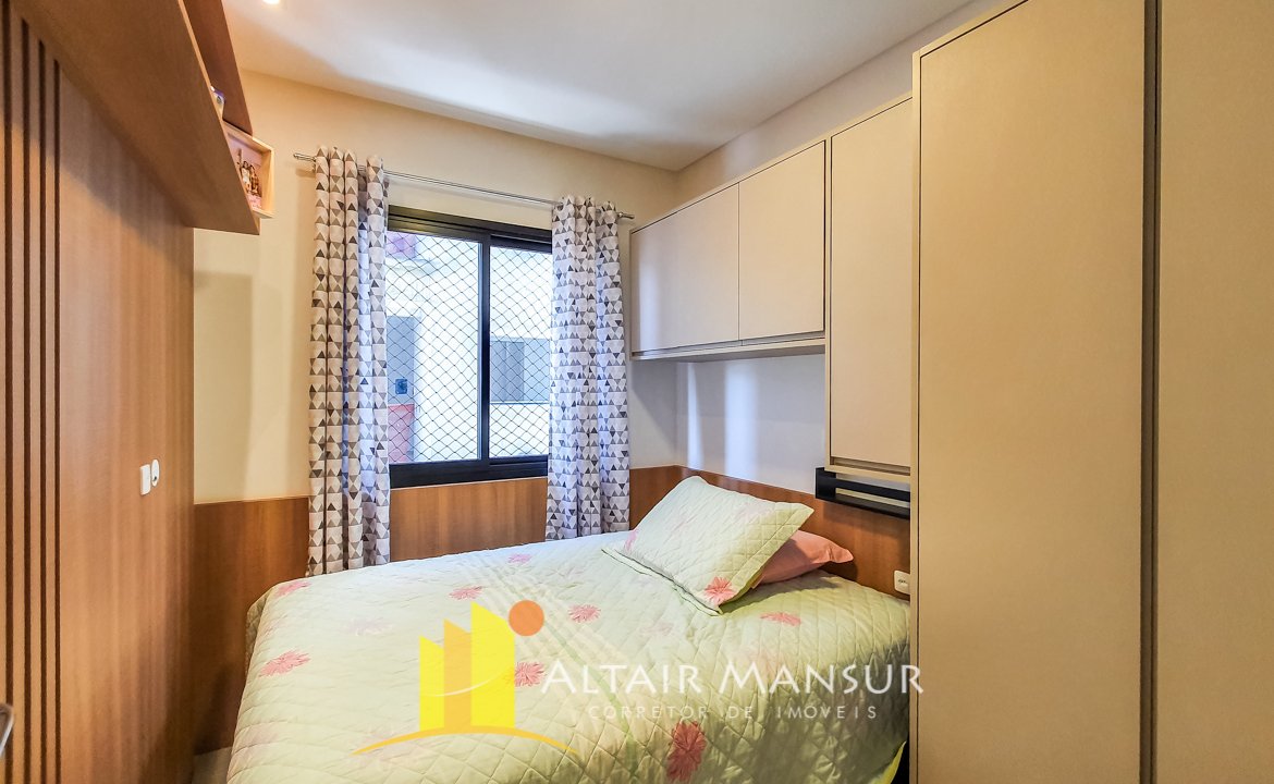 Apartamento em Itapema do Norte no Pedra Poá