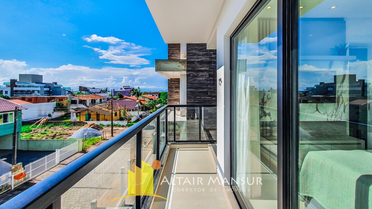 Apartamento em Itapema do Norte no Pedra Poá