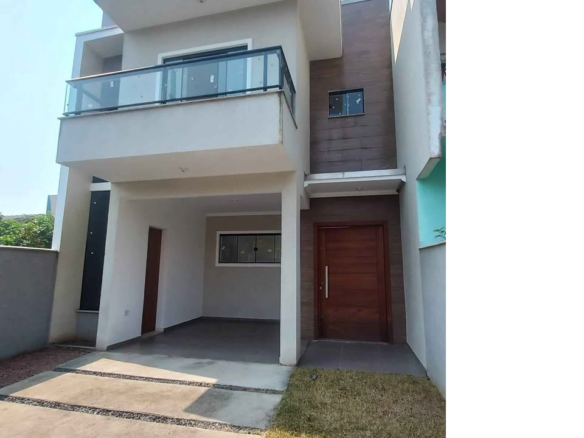 Sobrado Novo à Venda, Piscina, Churrasqueira, 300m do Mar, Cambijú, Itapoá – SC
