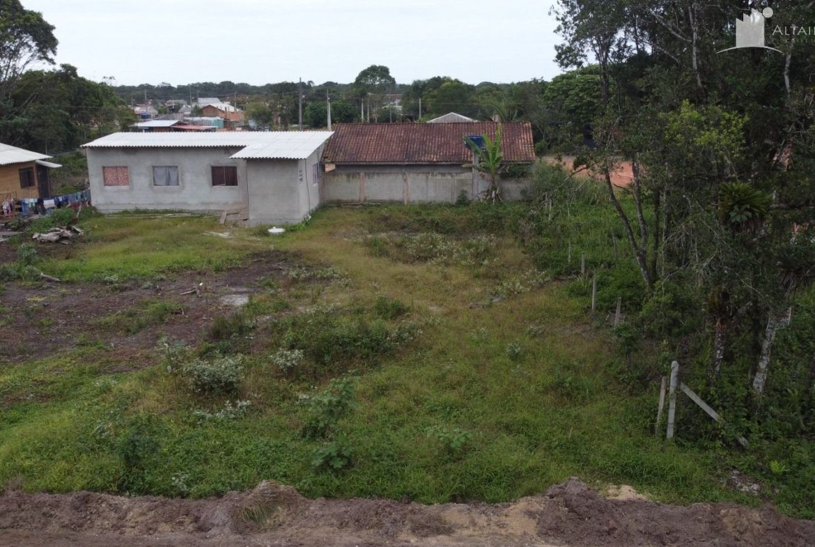 Terreno limpo com 409 ,60 metros