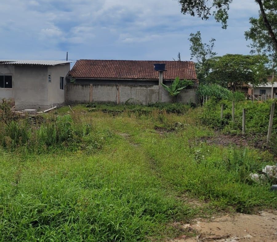 Terreno limpo com 409 ,60 metros