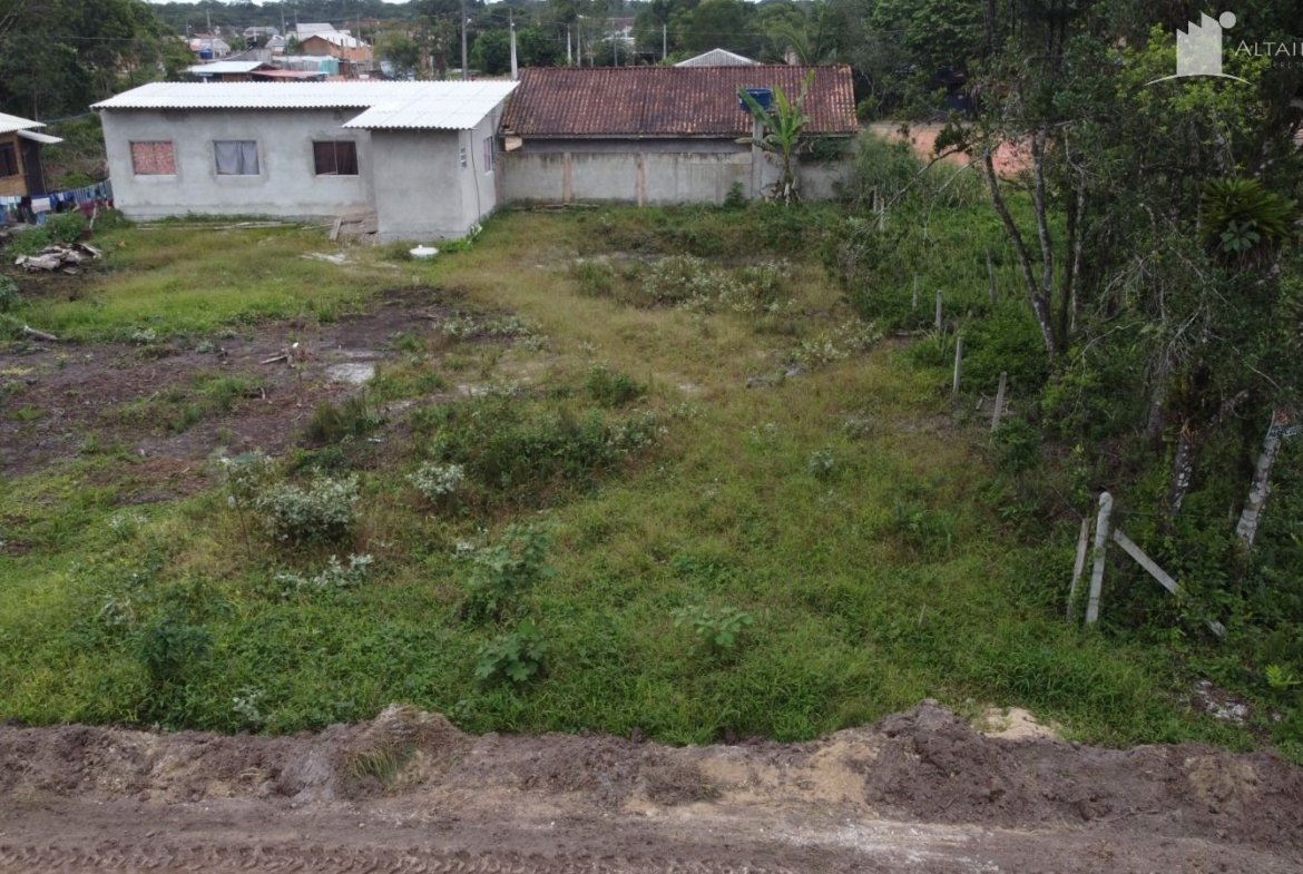 Terreno limpo com 409 ,60 metros