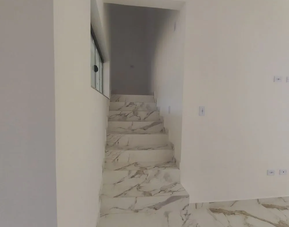 Sobrado Novo à Venda, Piscina, Churrasqueira, 300m do Mar, Cambijú, Itapoá – SC